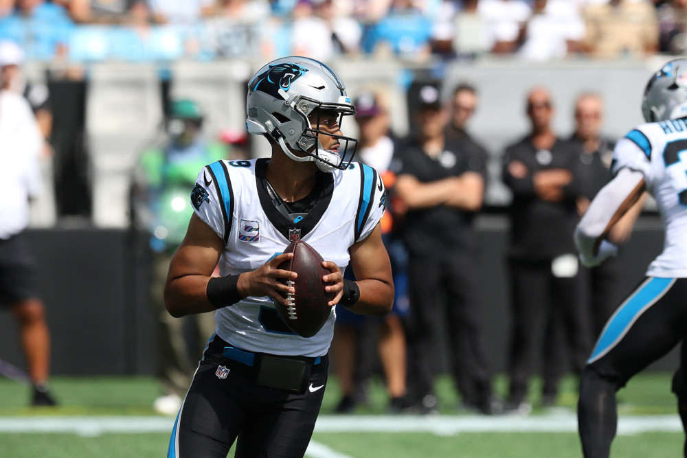 CHARLOTTE, NC - OCTOBER 01: Carolina Panthers quarterback Bryce Young (9) during an NFL football game between the Minnesota Vikings and the Carolina Panthers on October 1, 2023 at Bank of America Stadium in Charlotte, N.C. (Photo by John Byrum/Icon Sportswire)